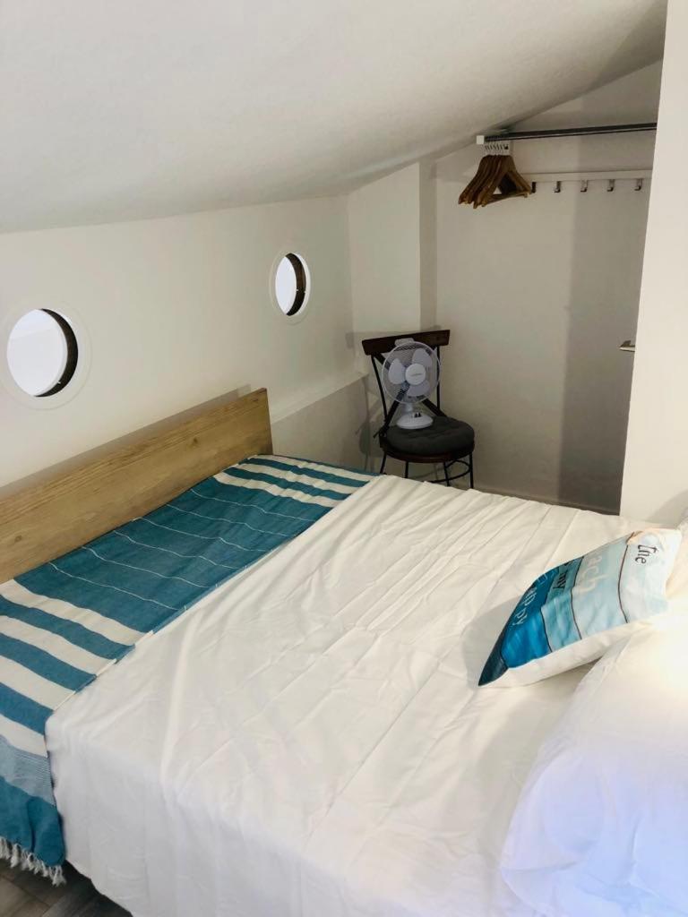 Stylish Studio Close To Beach In Residence With Pool Narbonne Eksteriør bilde